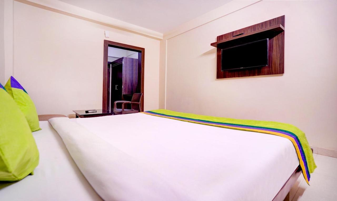 Treebo Trend Globe International Puri Hotel Exterior photo